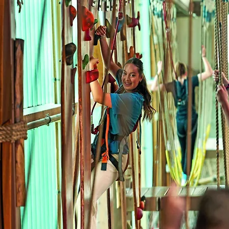 Apartment Im Freizeitpark Weissenhaeuser *